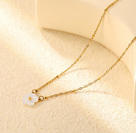 Daisy’s Necklace