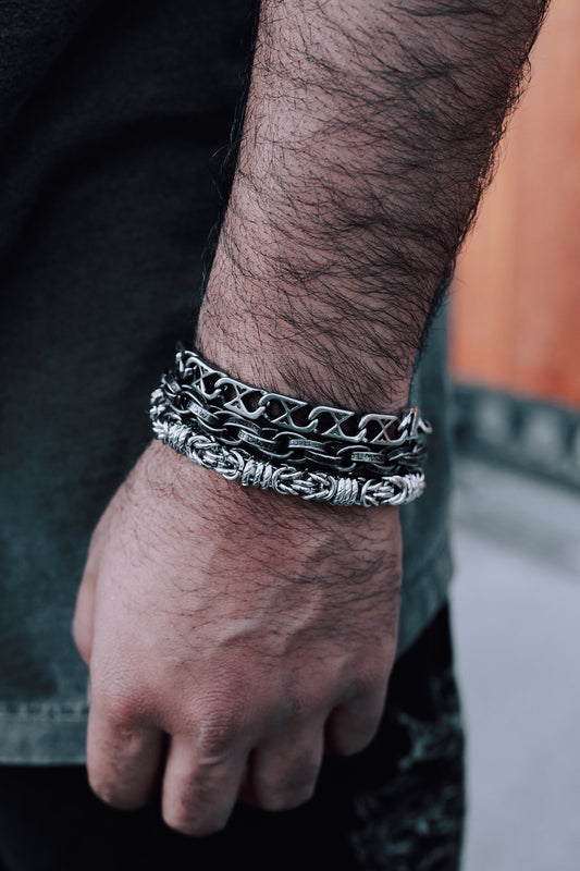 X Interlock Flat bracelet