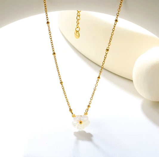 Daisy’s Necklace