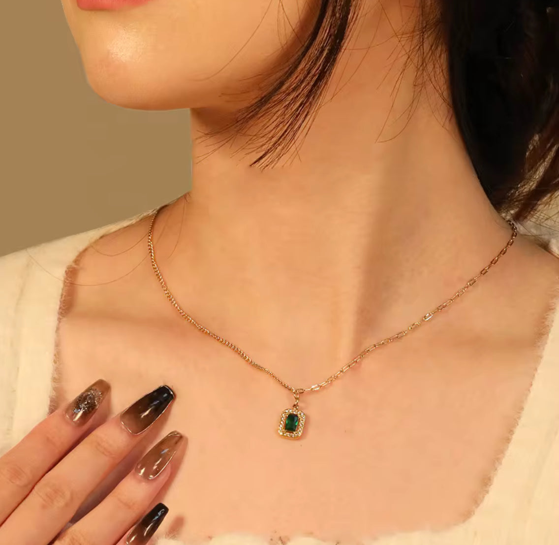 The Emerald Empress Necklace