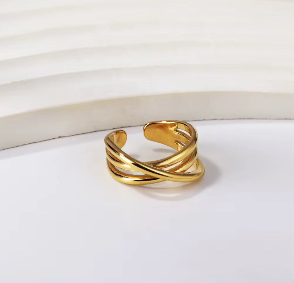 Abigail’s Twisted Ring