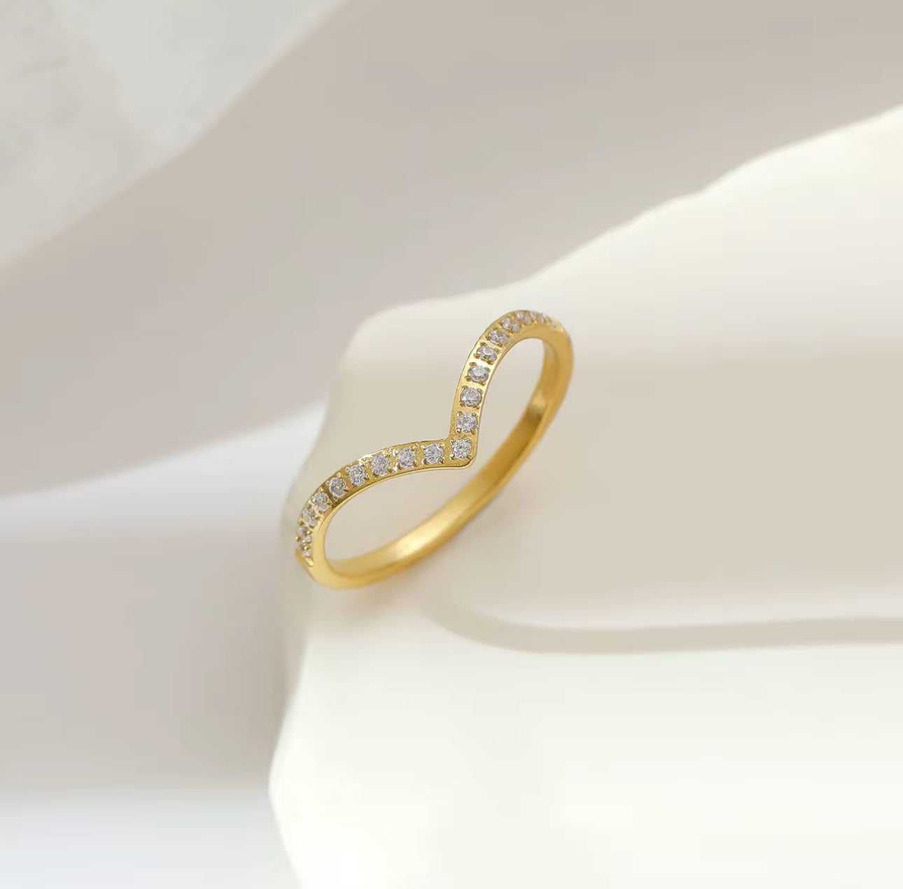 Rani’s Dainty Crown Ring