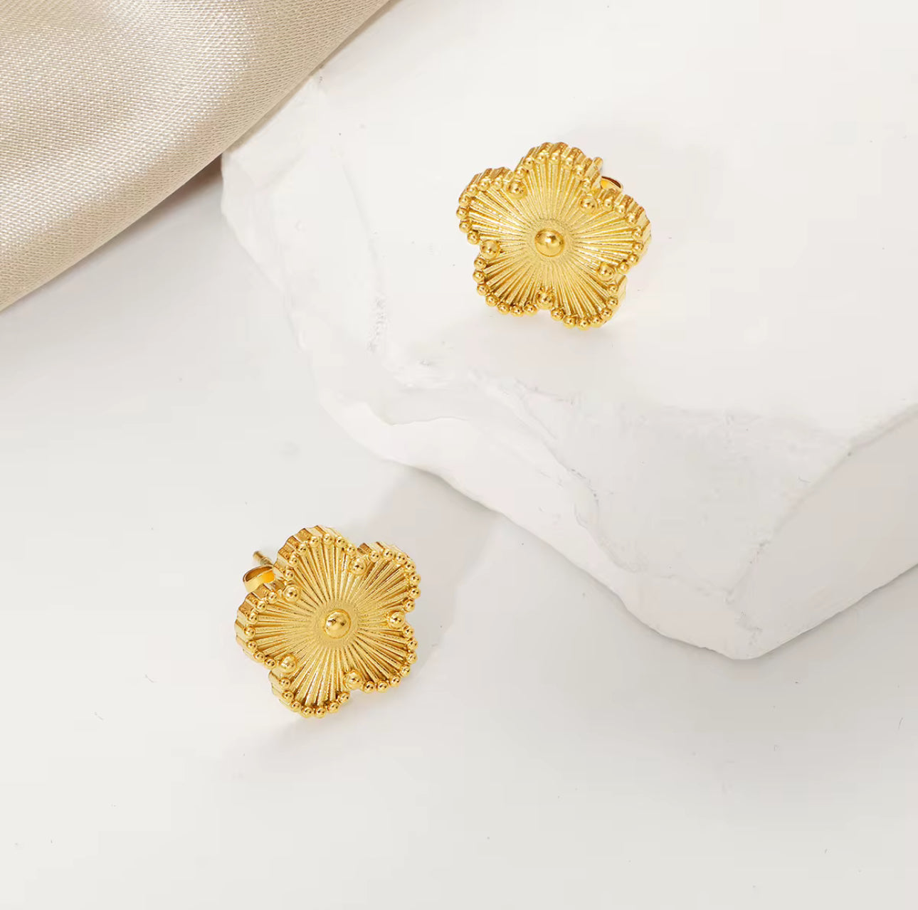 Blossom’s Five Clover Earrings