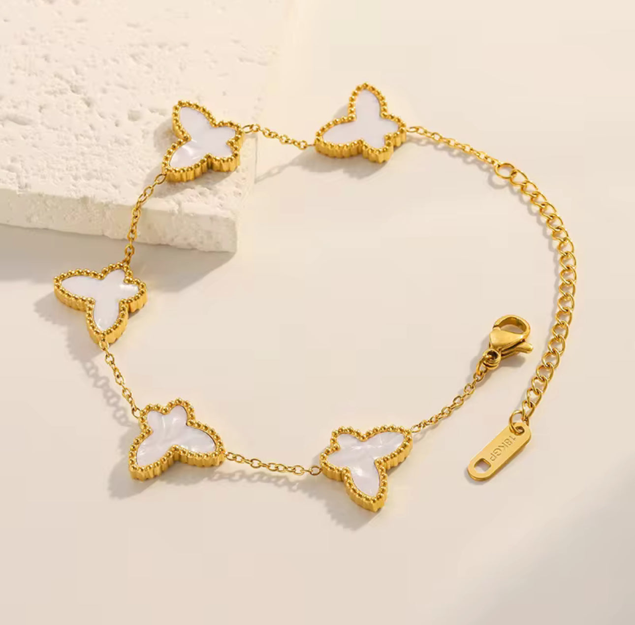 Titli Motherpearl Bracelet